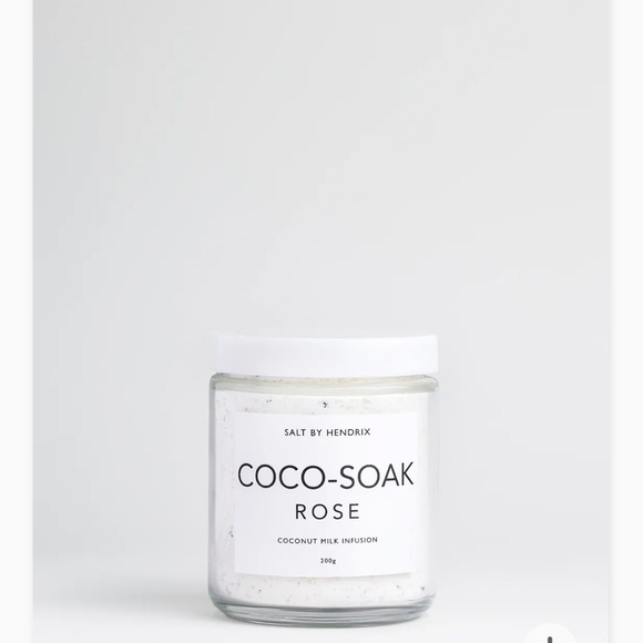 Salt by Hendrix Coco-soak rose bath salt - Picture 5 of 6